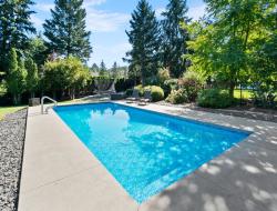Liner Pool Kelowna
